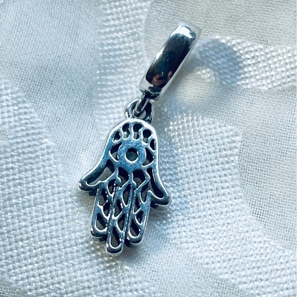 🧿 NWOT Blue Evil Eye Hamsa Hand Charm ✨ - Picture 5 of 10